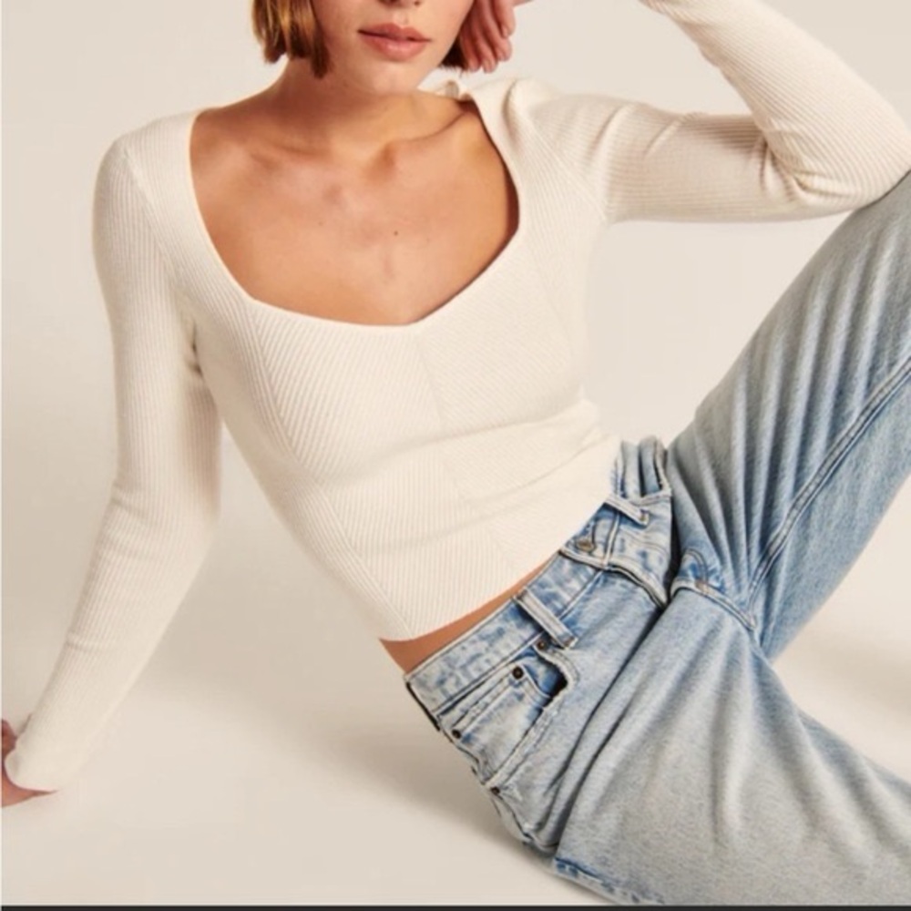 Abercrombie Long Sleeve Sweater Top